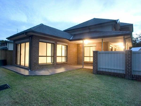 AS NEW STILL UNDER WARRANTY Picture 3