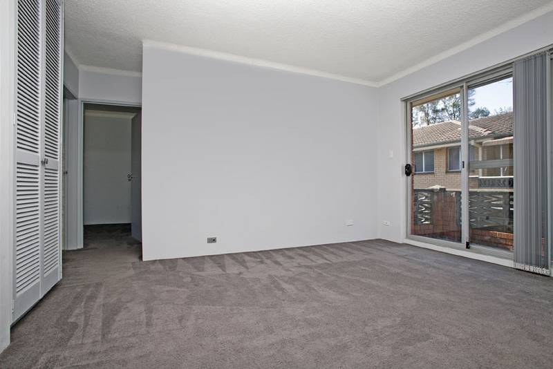 Great Location***********LEASED************* ANOTHER WANTED Picture 3