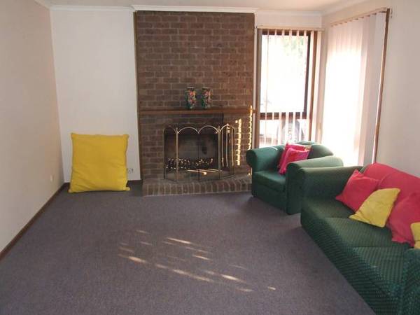 Ideal Family Home Picture 2