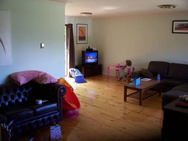 DUAL OCCUPANCY - 4 BEDROOMS + 2 BEDROOM BUNGALOW Picture DUAL OCCUPANCY - 4 BEDROOMS + 2 BEDROOM BUNGALOW Picture