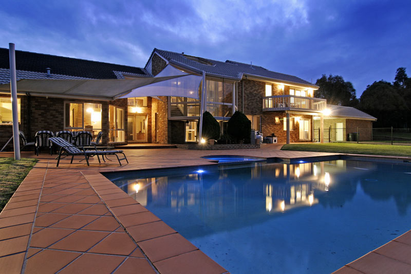 Palatial Elegance On 2.25 Acres (approx) Picture 1