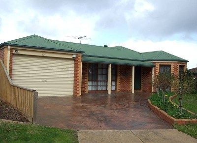 Adjacent to Bush Reserve Picture