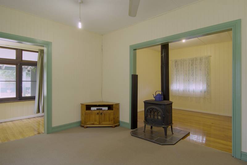 Cottage Charm On 1000sqm (approx.) Picture 2