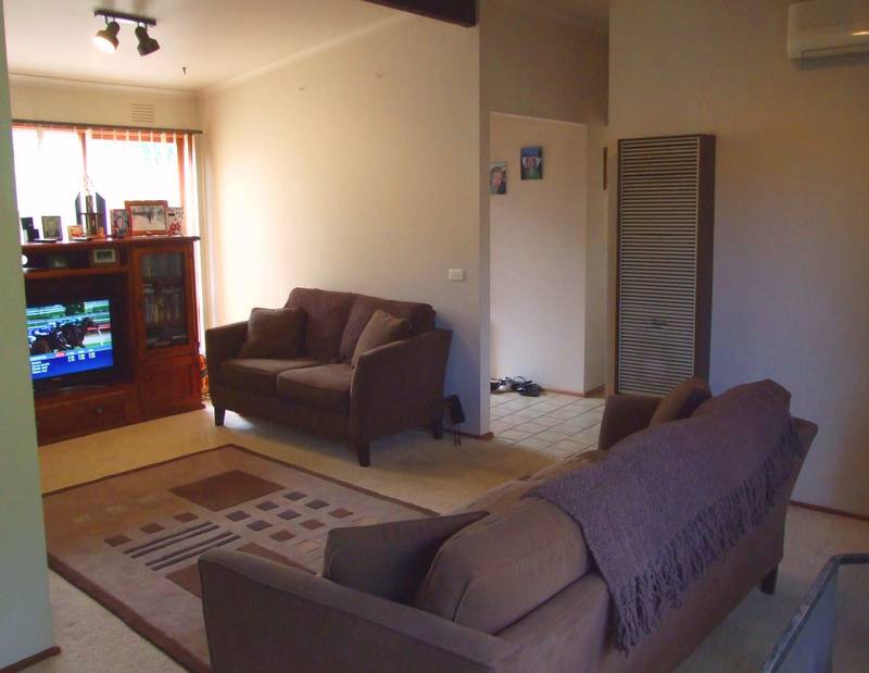 Perfect First Home Or Investment Opportunity Picture 3