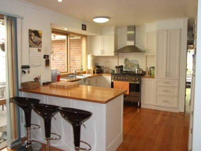 A Great Home On 1.5 Acres (approx.) Picture