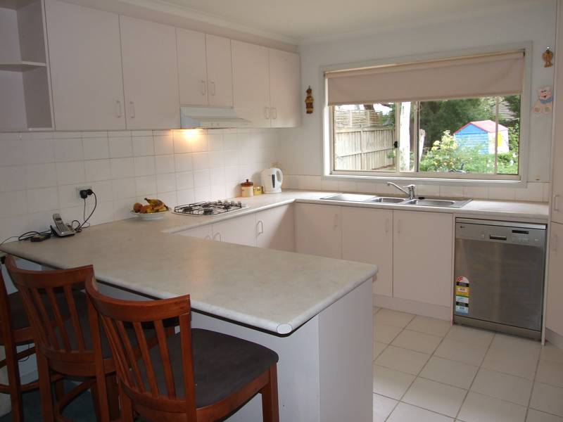 Fantastic Home & Great Location Picture 2