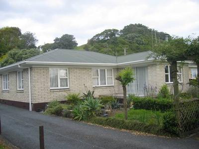 3 BEDROOM BRICK - TOTARA Picture 3 BEDROOM BRICK - TOTARA Picture