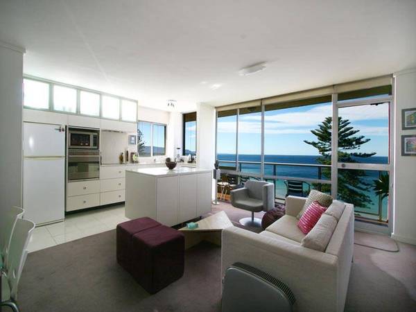 UNINTERRUPTED OCEAN VIEWS Picture 2