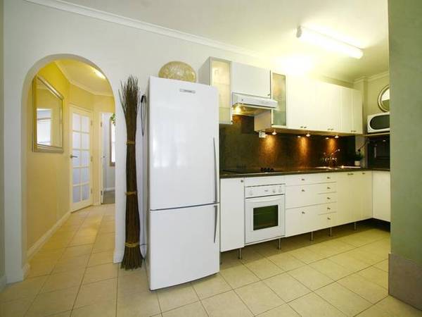 A MINUTES STROLL TO THE BEACH Picture A MINUTES STROLL TO THE BEACH Picture