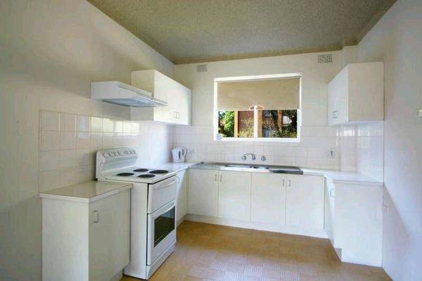 GREAT START TO THE MARKET! Picture