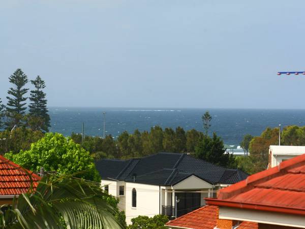 FIRST HOME BUYER OR ASTUTE INVESTOR Picture 2