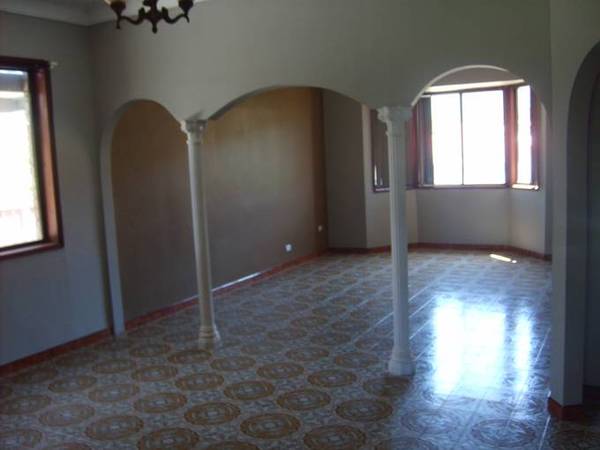 Large Family Home! Picture Large Family Home! Picture