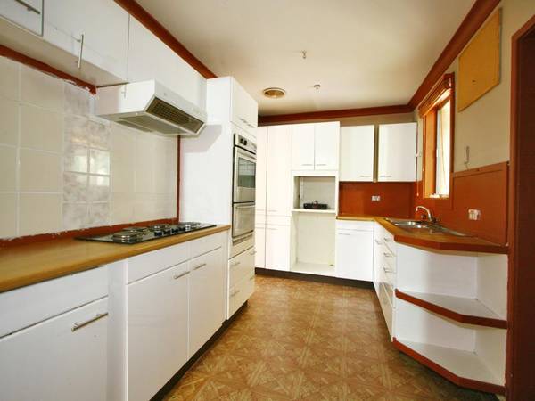 IDEAL FOR THE LARGE FAMILY Picture IDEAL FOR THE LARGE FAMILY Picture