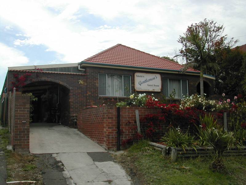 Gentlemens Residence Picture 1