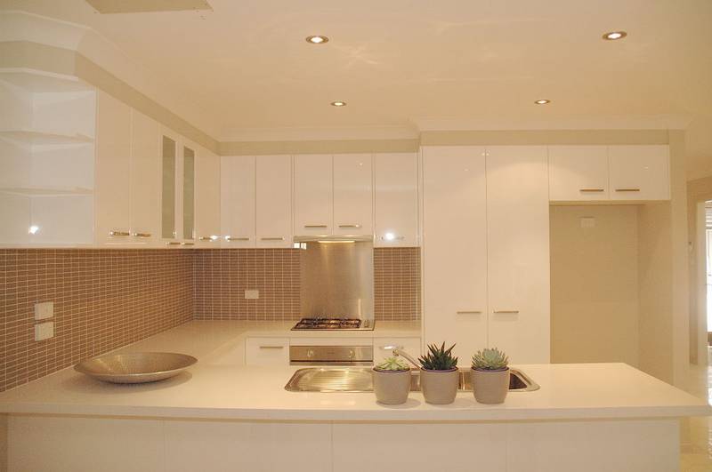 MODERN THREE BEDROOM VILLA Picture