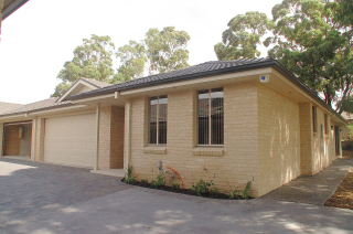 MODERN THREE BEDROOM VILLA Picture 1