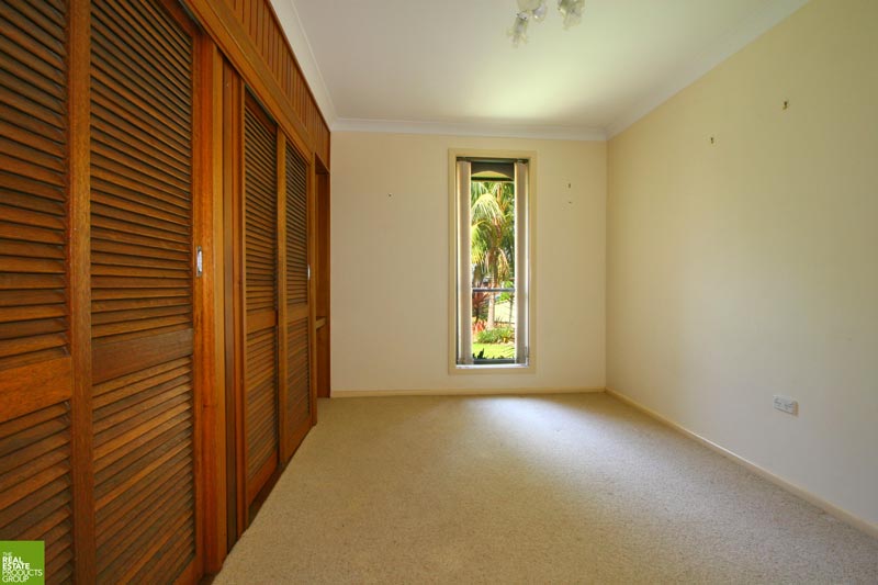 Low Maintenance Home with Income! Picture 2