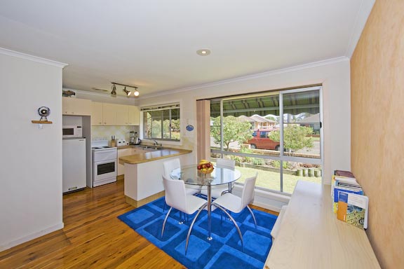 Beachside Beauty Picture 3