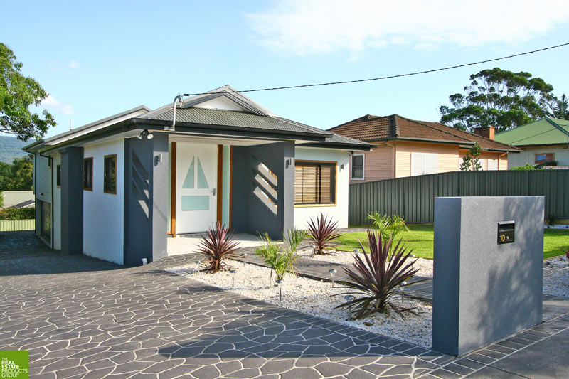 Ultra Modern Family Home Picture 1