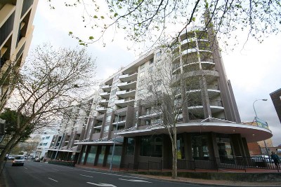 Take advantage of the Government's New Grant of up to $14,000 & No Stamp Duty. Picture