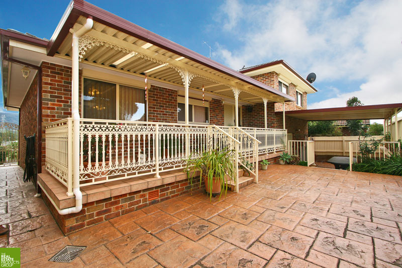 Family Home Picture 3