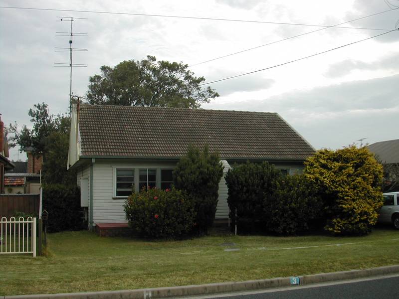 Beach Bargain! Picture 1