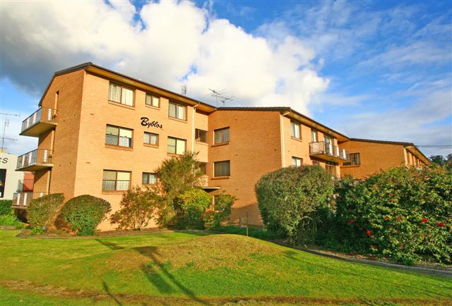 Attention First Home Buyers and Investors! Picture 1