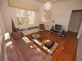 WALKING DISTANCE TO CBD AND HARBOUR Picture