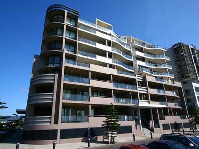 DESIRABLE LOCATION ONLY METRES FROM WATERS EDGE Picture DESIRABLE LOCATION ONLY METRES FROM WATERS EDGE Picture