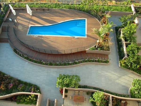 SPECTACULAR OCEAN VIEWS FROM FIFTH FLOOR UNIT Picture 3