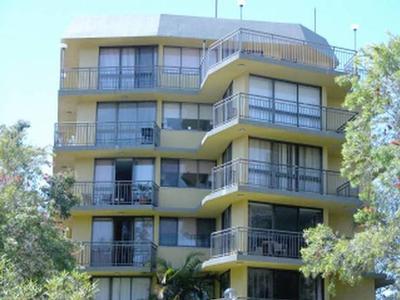 STUNNING ESCARPMENT VIEWS Picture STUNNING ESCARPMENT VIEWS Picture