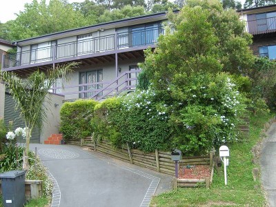 TASTEFULLY RENOVATED HOME WITH RURAL ASPECTS Picture