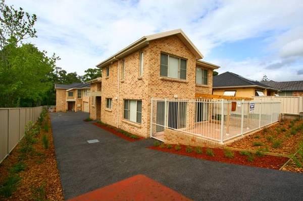 ULTRA MODERN OFF-THE-PLAN TOWNHOUSE NOW COMPLETED Picture 1