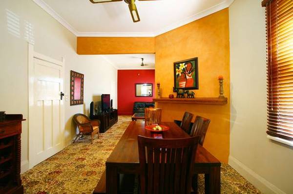 POTENTIAL FOR BUSINESS HOME OFFICE & CITY LIFESTYLE Picture 3