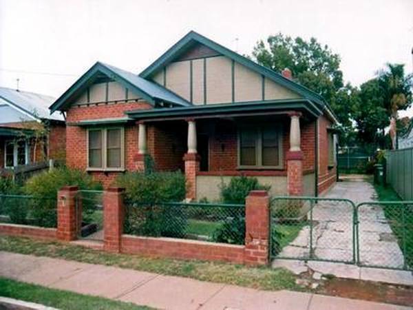 Close to Hospitals and City Centre Picture 1