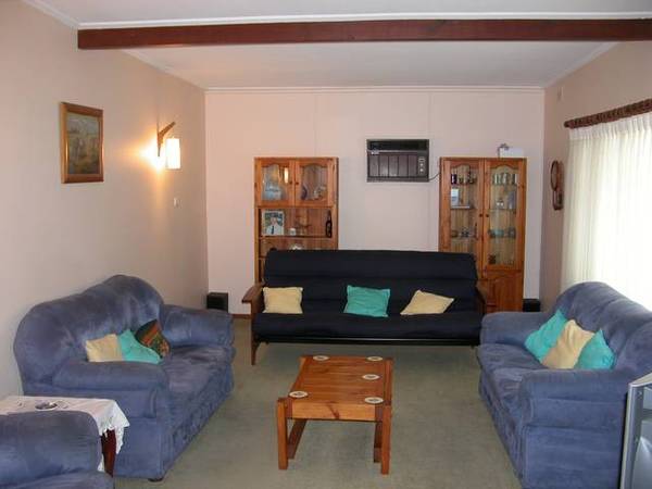 IDEAL FOR OWNER OR INVESTOR Picture