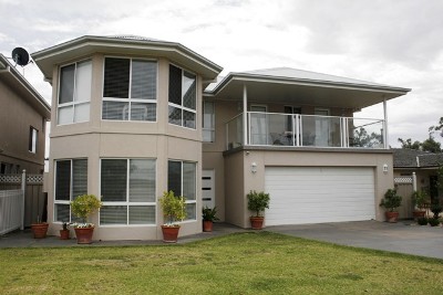 GREAT LAKESIDE VIEWS Picture GREAT LAKESIDE VIEWS Picture