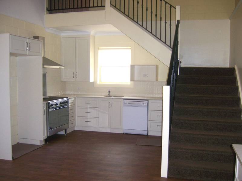 FOUR BEDROOMS AT FOREST HILL Picture 3