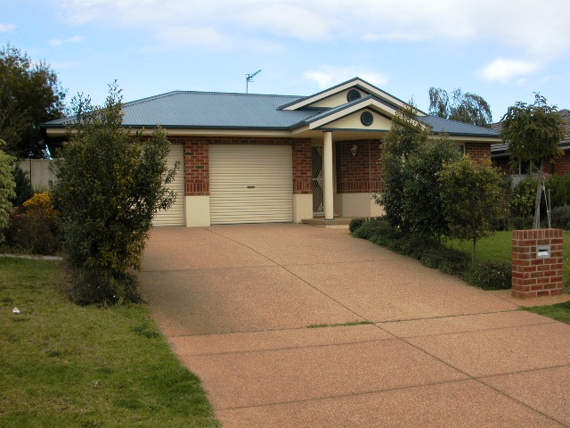 BOURKELANDS Picture 1