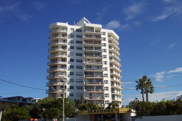 ALEX BEACH FRONT APARTMENT Picture 1