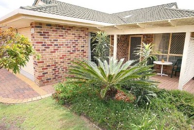 PERFECT PRESENTATION - MOVE STRAIGHT IN Picture