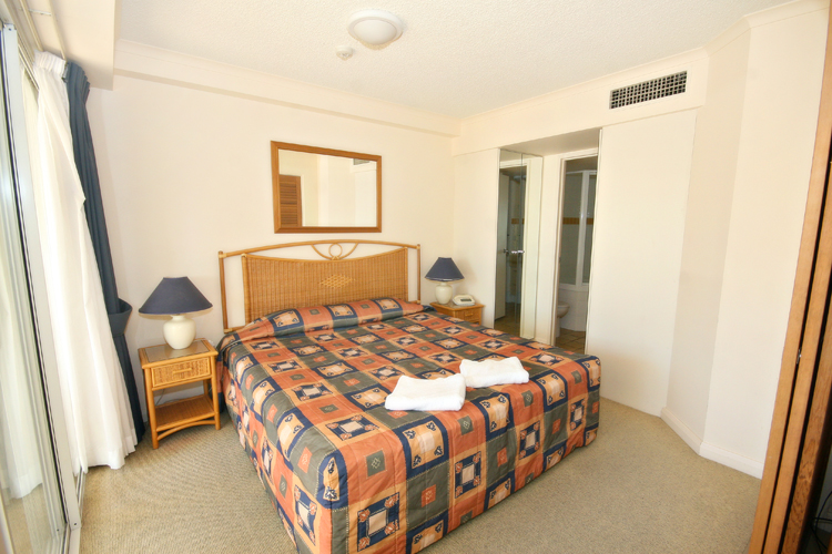 Alex Beach front apartment Picture 1