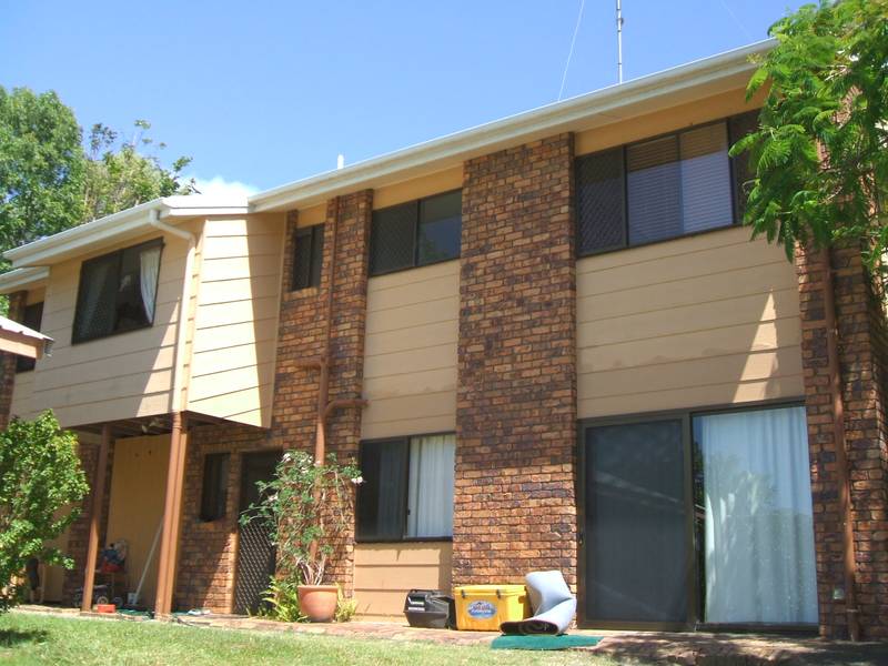 Budget Buderim Buy on Large Block Picture 1