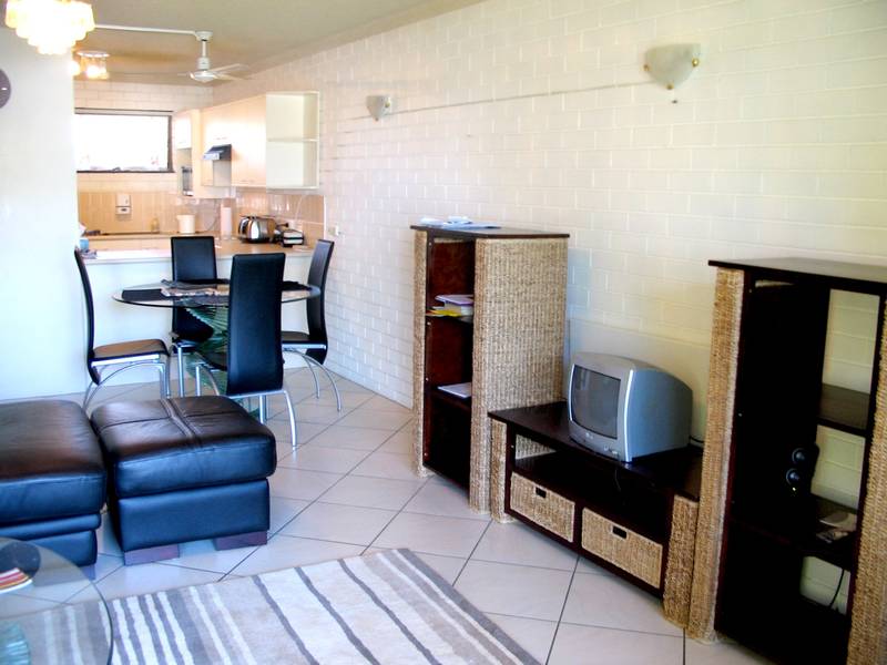 Maroochy River 3 bedroom apartment Picture 2