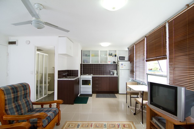 Alexandra Headland Unit Picture 2