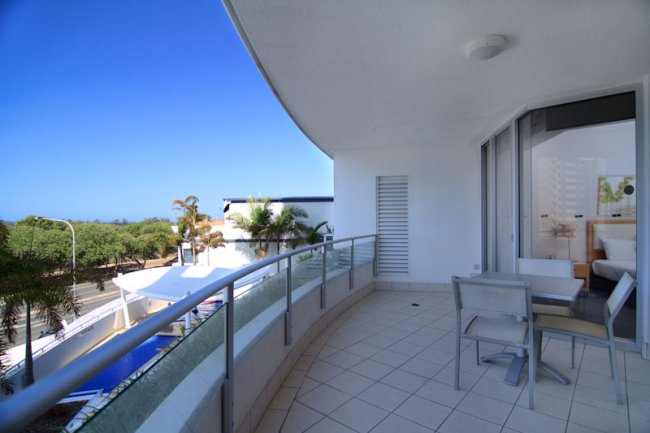 Interstate Owner's Situation Forces Sale Picture 3