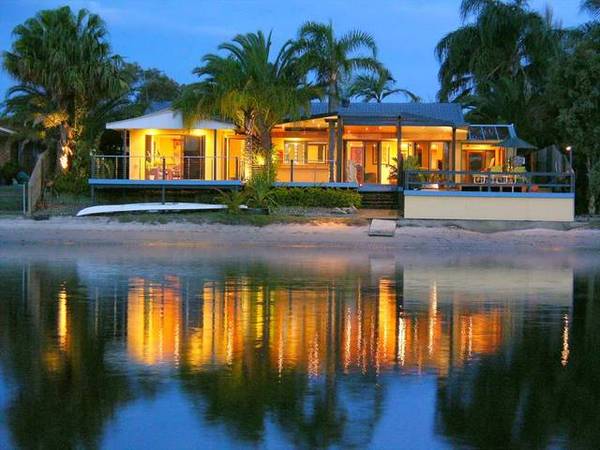 IMPRESS YOUR FRIENDS Picture 1