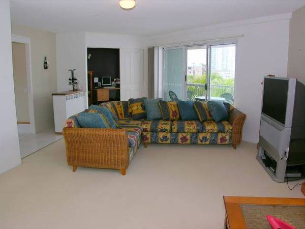 REFURBISHED COTTON TREE APARTMENT Picture 1
