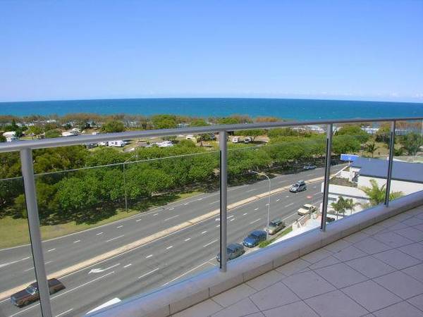 OCEAN VIEWS - EXCEPTIONAL VALUE Picture 1