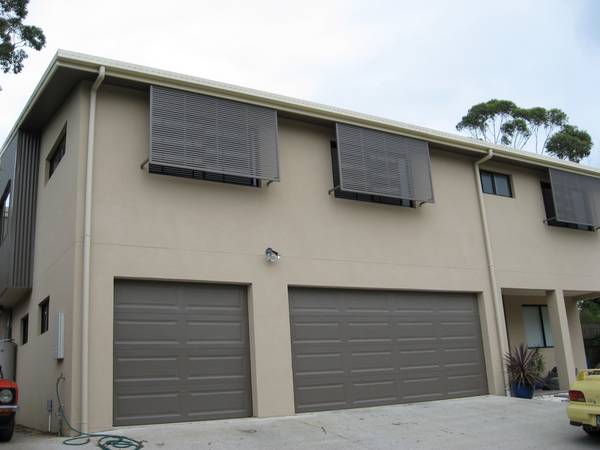 Deluxe Living Picture 2